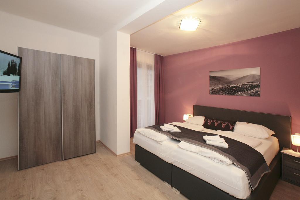 Lake And Cityhotel Edelweiss - Self Check In Zell am See Exterior foto